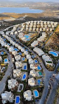 Adabükü-boğaziçi Turkuaz Sitesinin En Güzel Konumlu Villası