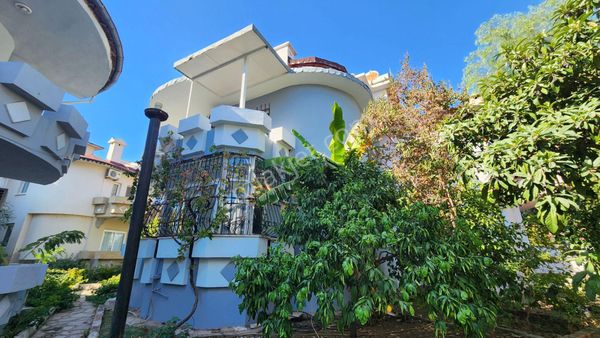 Fi Harita Gayrimenkul Armutalan Site İçerisinde Satılık Villa