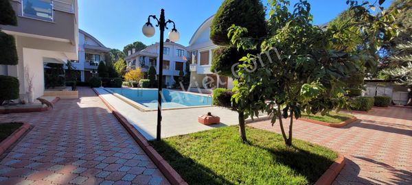 Belek'te 4+1 Site İçerisinde Müstakil Lüks Villa