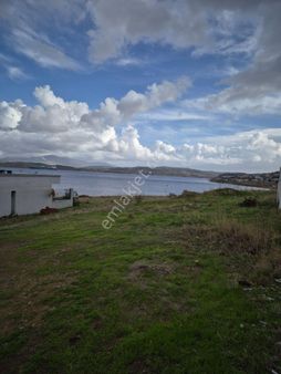 İzmir Yenifoça Korucuk Mevkiinde Denize 40 Mt Mesafede Arsa