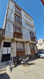 Emir Emlak Ofisinden Onur Mahallesinde Satılık Göbek Kat Daire