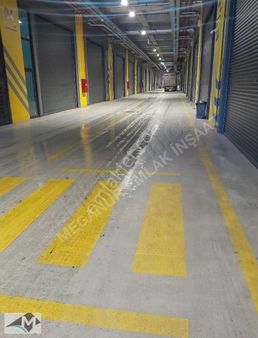 İkitelli Organize Sanayi Bölgesi Kiralık 3.100m2 Tır Kamyon