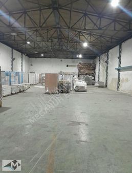 İkitelli Organizeye Çok Yakın Halkalıda Düz Giriş 2.200 M2 Depo