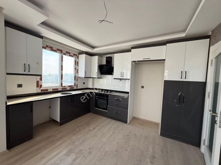 Atatürk Mahallesi Sürmeli Konutlarında Satılık Daire