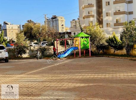 Şafak Mahallesinde Havuzlu Site İçerisinde Ferah Dubleks Daire!