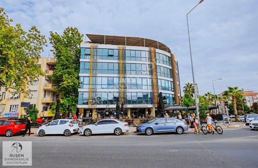 Atatürk Bulvarı Üzerinde, Tabela Değeri Yüksek 3 Plaza Katı