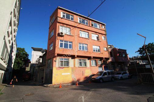 Cibali Kadir Has Üni.yakın 4 Daire 1 Dükkanlı 250m2 Satılık Bina