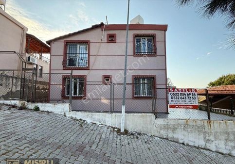 Mısırlı Gayrimenkul'den Satılık Ceren Sitesin'de 4+1 Daire