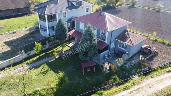 Erenler Epçeller'de Doğa İle İçiçe Dubleks Villa Mükemmel Fırsat