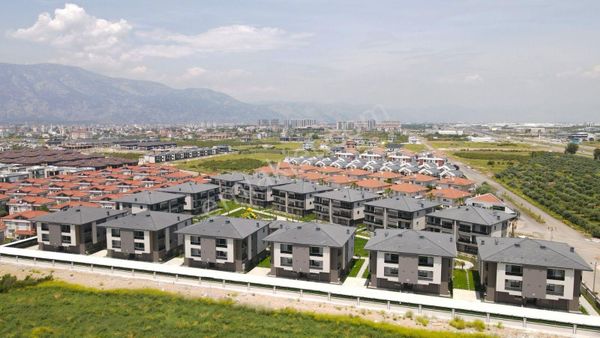 Döşemealtı Altınkalede Site İçerisinde Villa Konseptli 4+1 Daire