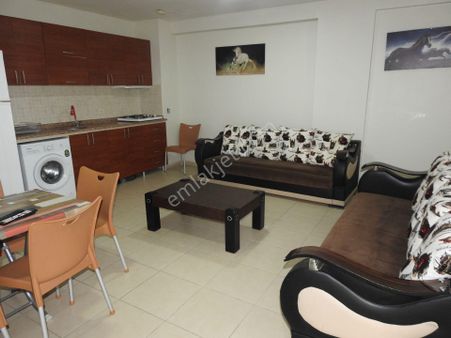 Kızkalesi Nde Sahil Yolu Üzerinde Eşyalı Olarak Kiralık 2+1 Daire!!!