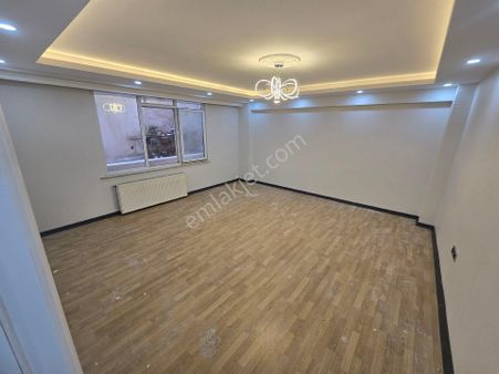 Pusula İnş.tan Esentepe Mah Cadeye Yakın 110m2 Yuksek Giirş Kat Daire