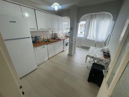 Poyraz Gayrimenkul'den Akçay Merkez'de Satılık 3+1 Daire