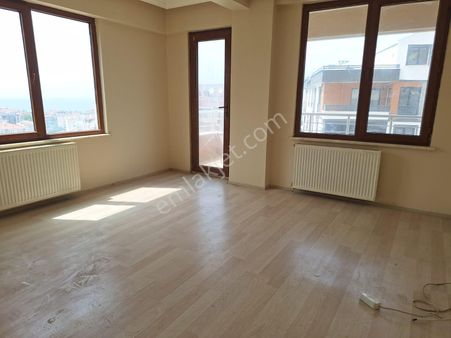 Yalova Çınarcık Merkezde Satılık 2+1 Yeni Daire