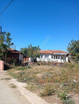 Edirne Meriç Büyükaltıağaç ‘ta 295 Metrekare Köyiçi %40 İmarlı Arsa