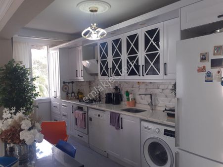 Satlık Daire Mafazsığmaz Mah Kenanevren Bulvarı Kapalı Pazarın Karşısı Kat 2 G D 2+1 Açık Mutfak
