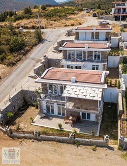 Eski Datça Yakını Deniz Manzaralı 3+1 Müstakil Villa
