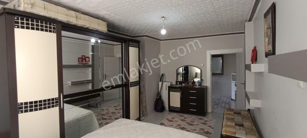 Huzurevleri Evleri Semtinde 3+1 Doğalgazlı Satılık Uygun Daire