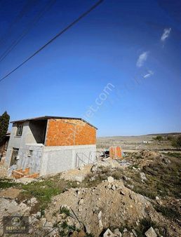 Ad-desticiler Sultandere'de Villa'ya Uygun 200 M2 Fırsat Arsa