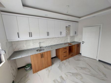 Sıfır Güney Cepheli 2+1 Ayrı Mutfkalı Derah Geniş 1.kat Daire
