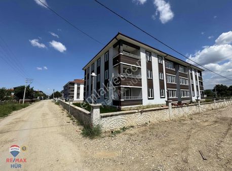 Remax Hür Uğur Çakar'dan Arifiye Neviye Mahallesi Satılık