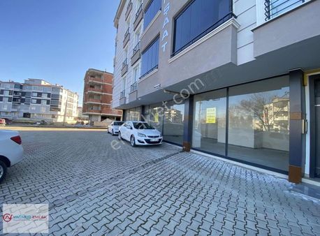 Yağmur Emlak'tan Tekkeköyde Stadyuma Çok Yakın Satılık Dükkan