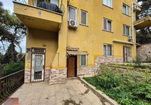 Heybeliada Satılık Bahçe Katı Daire
