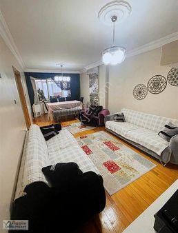 Cadde Üstünde Merkezi Konumda Geniş 2+1