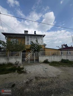 Huzurdan Marmaraereğlı Yakupluda Satılık Müstakil Ev