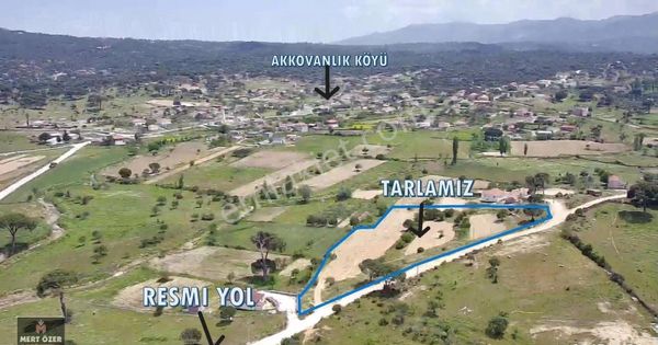 Muğla Milas Akkovanlık'da Köyiçi Yola Sıfır 8370m2 Satılık Tarla