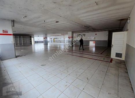 Sulyapıdan Barbarosta İmalata Atöyeye Uygun Kiralık 800 M2