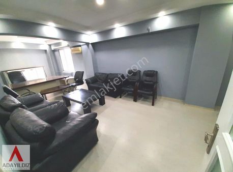 Çarşı Merkezi Kent İş Merkezinde Bakımlı Eşyalı Kiralık 1+1 Ofis