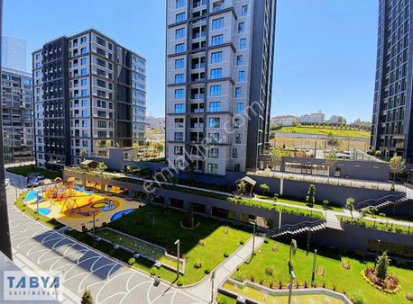 Vadistanbul Avangart Satılık Büyük Tip Çift Banyolu Vadi Cephe