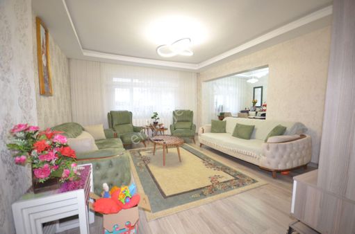 Altınşah Emlak'tan Full Yapılı Masrafsız 4+1 Dublex