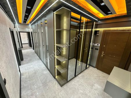 Antares Avm Yakını Site İçinde 3+1 145m2 Çift Banyolu