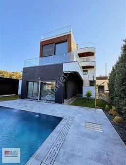 Rw Nefes' Ten Pelitköy' De Tek Asansörlü Ultra Lüks Malikane