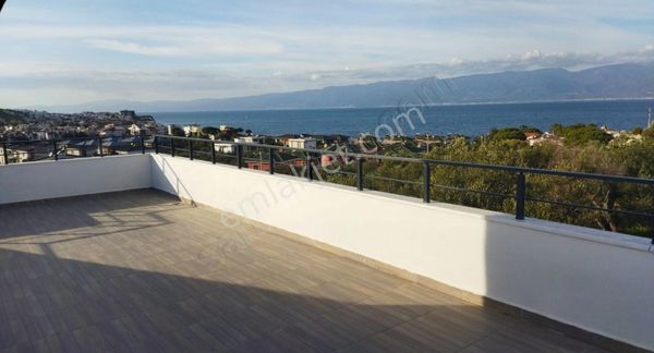 Rw Nefes'ten Pelitköy'de 3+1 Teraslı Körfez Manzaralı İkiz Villa