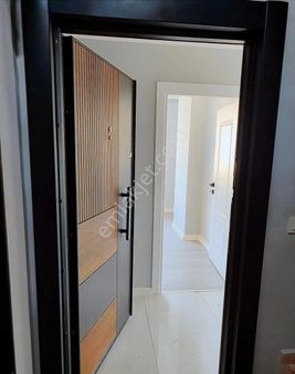 Sultanbeyli Gölet Sosyal Tesislere Yakın Geniş 2+1 Daire