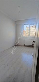 Sultanbeyli Mehmet Akif Mah. Satılık 3+1 Daire