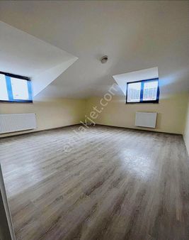 S.beyli Devlet Hast. Karşısında Ultra Geniş 190 M2 Üst Dubleks