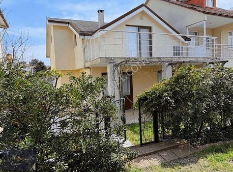 Kocaali Alandere Mahallesinde Satılık Müstakil Villa