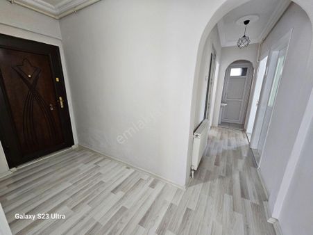 Göçmen Gayrimenkul'den Aydoğdu Mah.2+1 Satılık Daire
