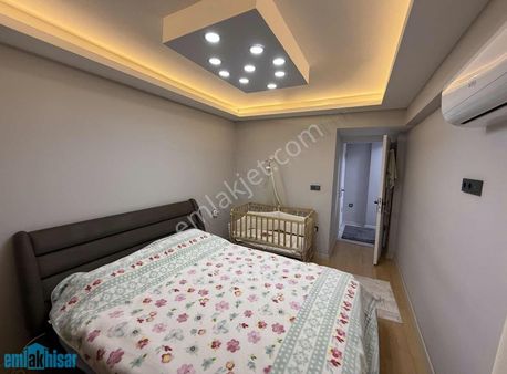 Akhisar Ragıpbey'de Satılık Sıfır Ayarında Arakat 3+1 Daire