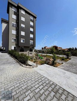 Habibler'de Lüx Sitede Satılık 3+1 Daire