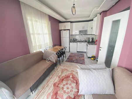 Emlak Center'dan Yeni Mah 2+1 Satılık Ara Kat Daire