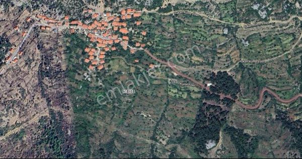 Antalya Akseki Güney Kayada Satılık Bahce