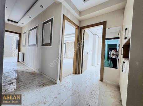 Salih Aslandan 35 Metre Ana Yol Üstü Ara Kat Full Geniş Daire