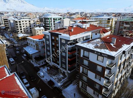 Premar'dan Hafiziye Mahallesinde Satılık Yola Sıfır Dükkan