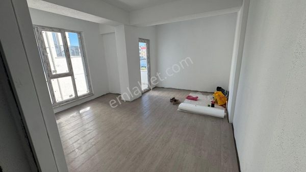 Merkezde Okullara Yakın 2 + 1 Daire