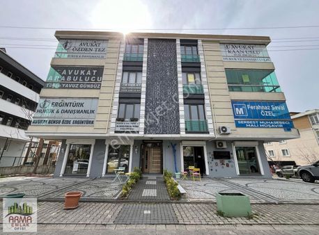 Alipaşa Mah. Ön Cephe Düz Ayak Satılık Dükkan